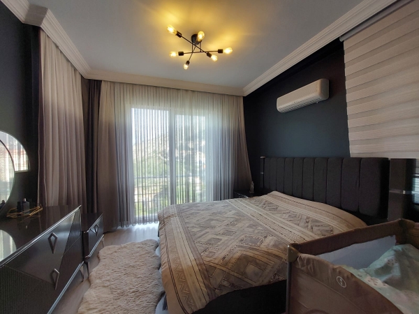 For sale 5-bedroom and 2-bathroom apartment in Fethiye Tasyaka.