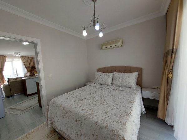 FOR SALE 3 BEDROOM APARTMENT WİTH SWİMİNG POOL İN OVACİK