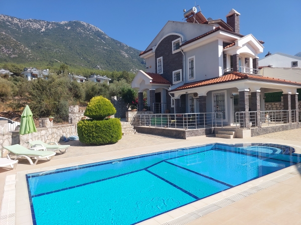 Ölüdeniz Ovacıkta satılık 4 Odalı Özel Havuzlu Villa